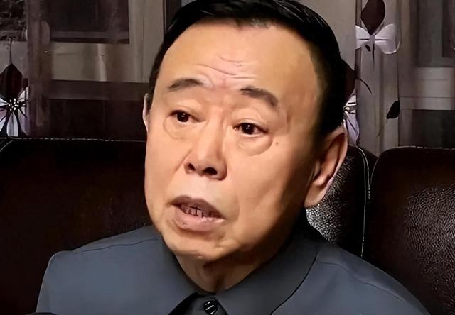 目不识丁、德不配位,这几位文盲明星凭啥走红?