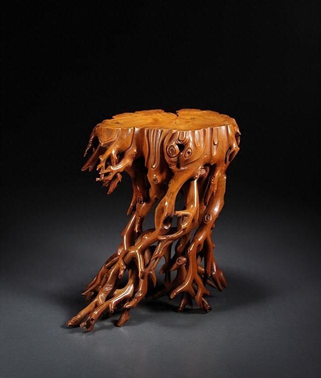 千年难长黄杨木:揭秘黄杨木的珍稀特性与文玩魅力