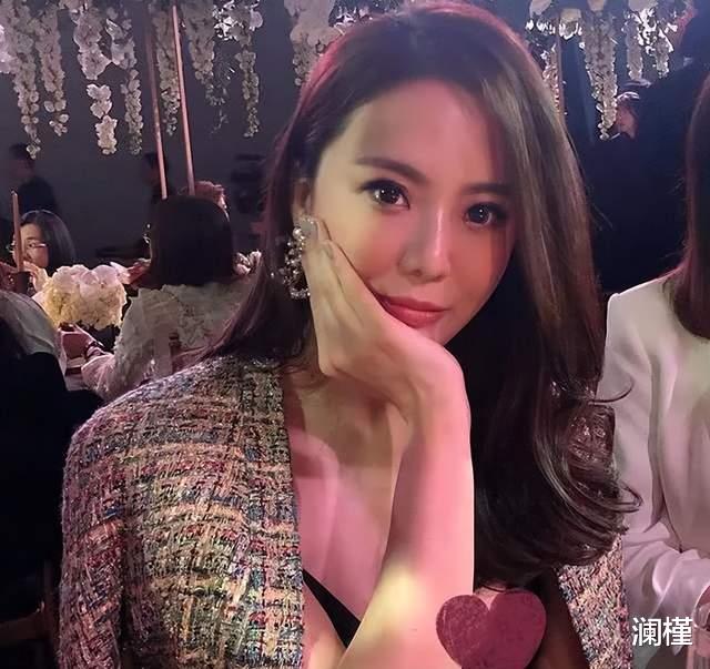 陶喆和江佩蓉已结婚10年，看看他们的幸福合照！