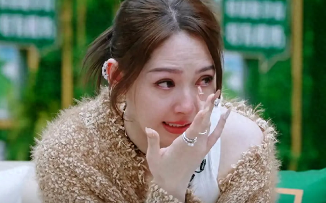 郭碧婷不再隐瞒！揭穿与向佐婚姻真相，不离婚并非财产而是因为他