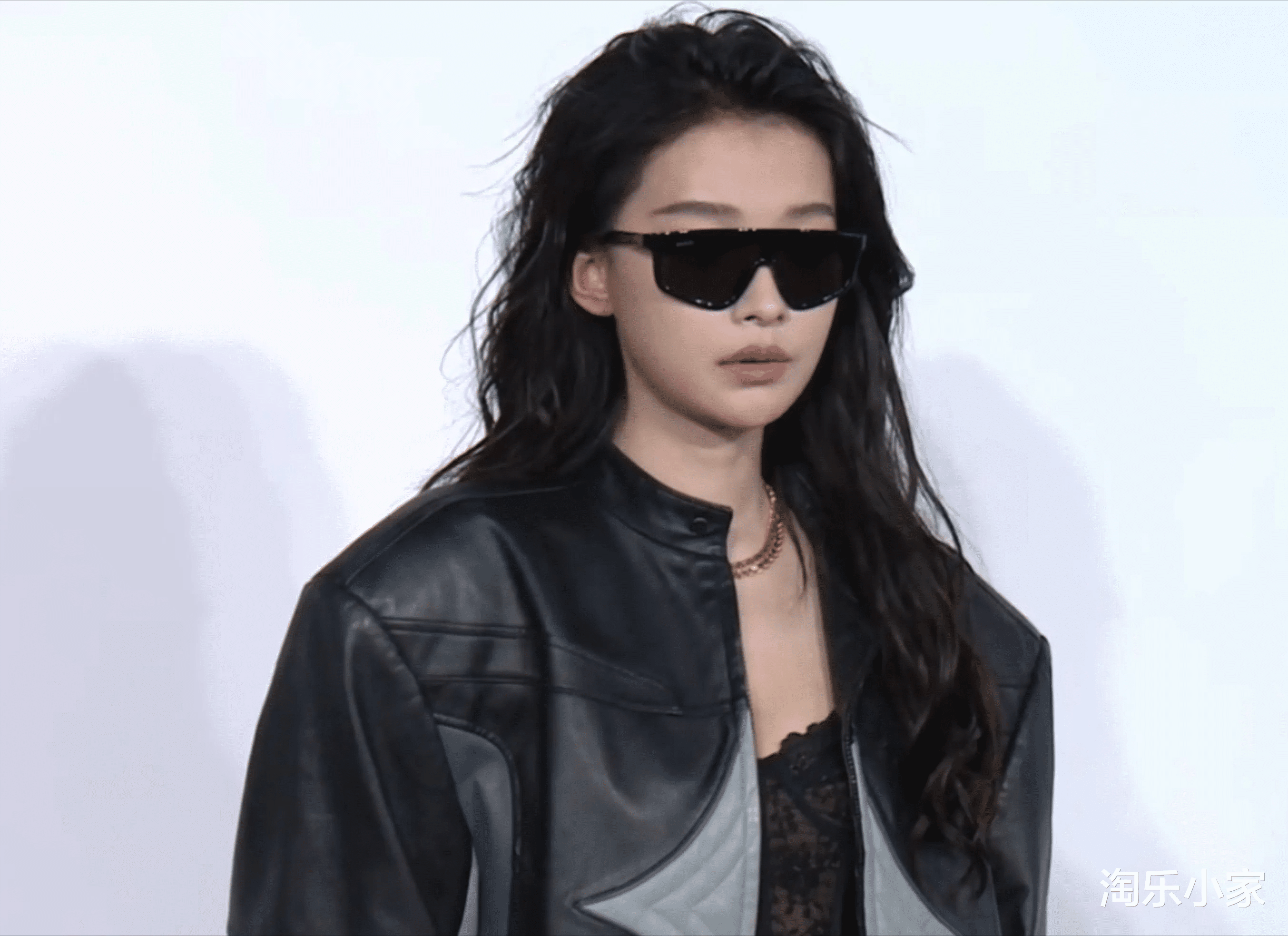 这一夜，杨幂刘诗诗抱团却暗自较劲，刘亦菲独美，没对比就没伤害