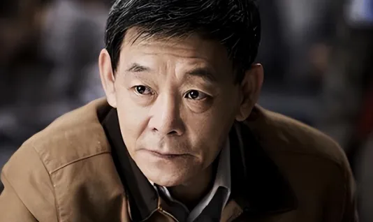 国家一级演员李光复：77岁仍在拍戏，住上亿四合院，儿子是他一生骄傲