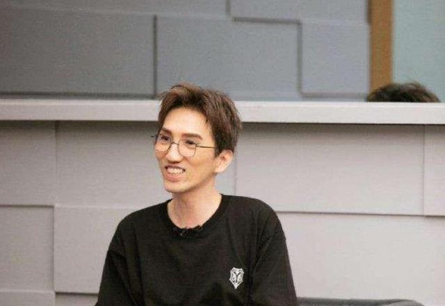 太吓人了!这些明星突然就老的不成样了,网友:岁月从来不优待谁