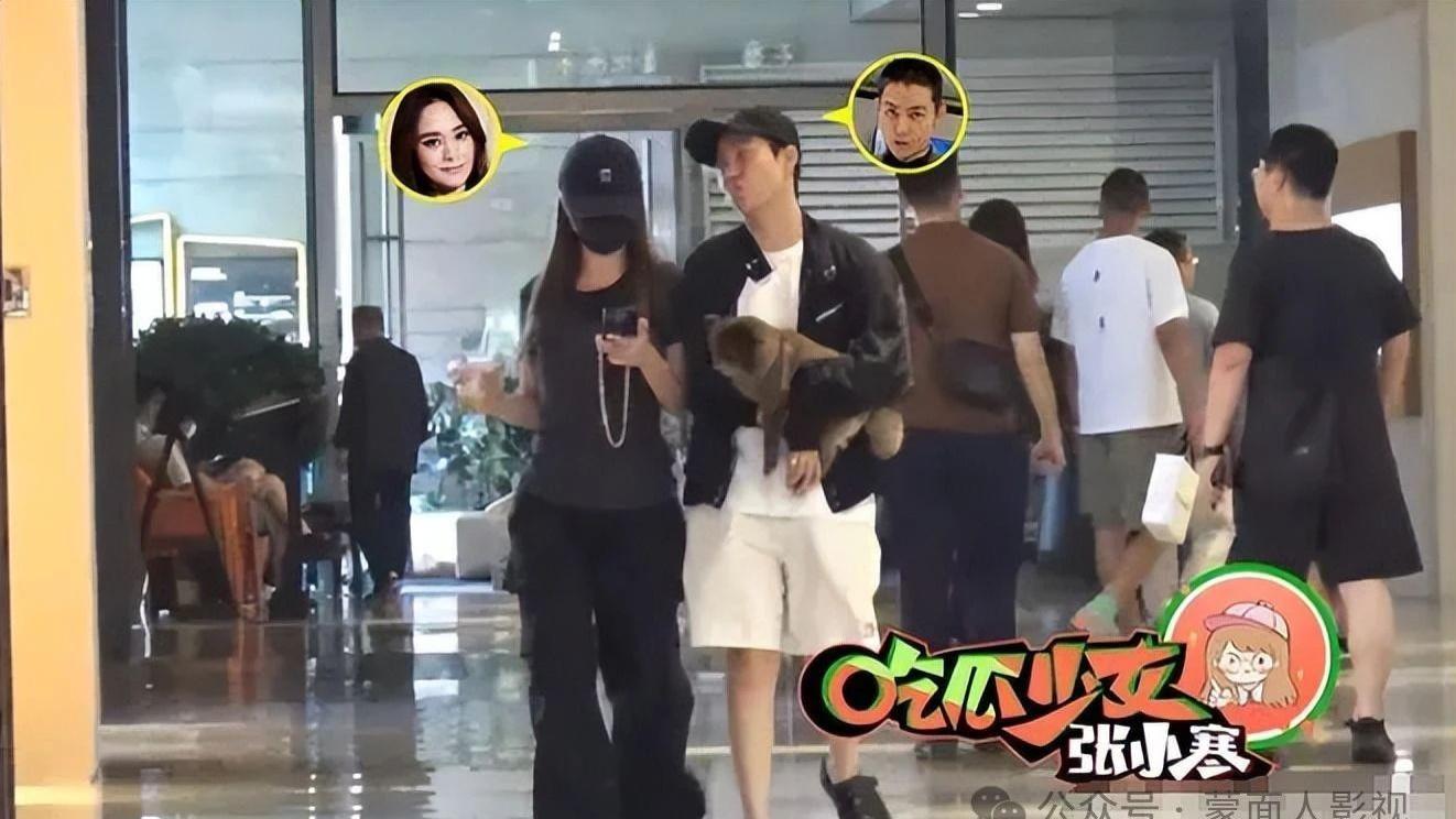 阿娇同性恋情浮出水面？与皇甫圣华逛商场，吵架怒摔车门引热议！