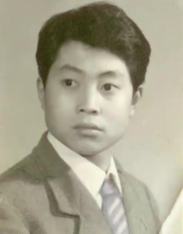 小香玉跟王为念离婚19年：一个儿孙满堂，一个3婚才算是获得幸福