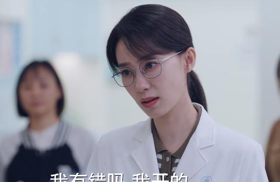 全程五官乱飞台词硬挤,38岁张小斐带来金鸡影后“教科书”式演技