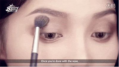 一套妆造让赵露思被全网狠嘲一周，冤不冤？