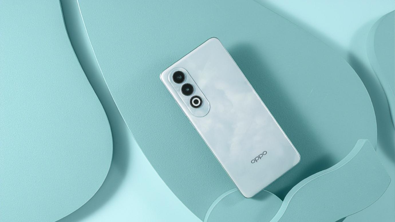 Oppo放大招，5500mAh+100W秒充+5000万影像，仅1599元！