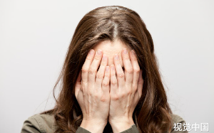 含辛茹苦养大的女儿，却是个白眼狼。恨我没给她有钱人的生活，没把她过继给有钱的姑姑