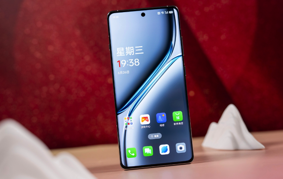 發(fā)布三個(gè)月跌至2899元，驍龍8Gen3帶6100mAH大電池，還有百瓦閃充