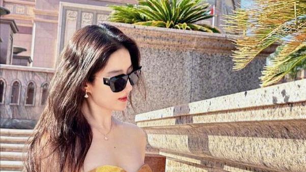 刘亦菲龙年春节，在沙特异国风情与风景中，晒出大片，惊艳了时光