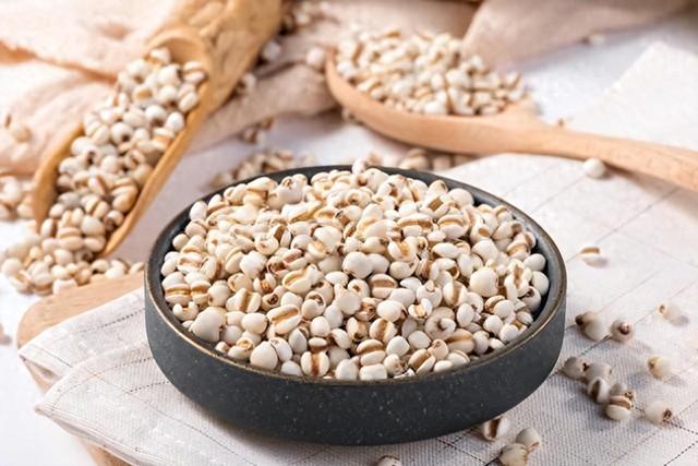 湿气重，还在拿参苓白术散当宝贝？这两招才能将湿气连根拔起！