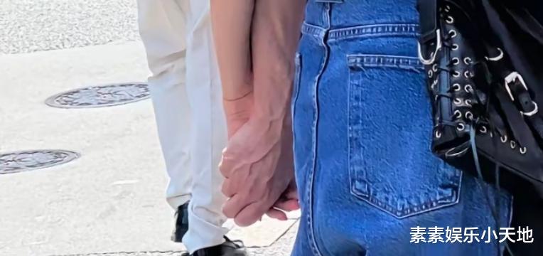 郑秀文许志安日本街头十指紧扣,夫妻情比金坚很恩爱