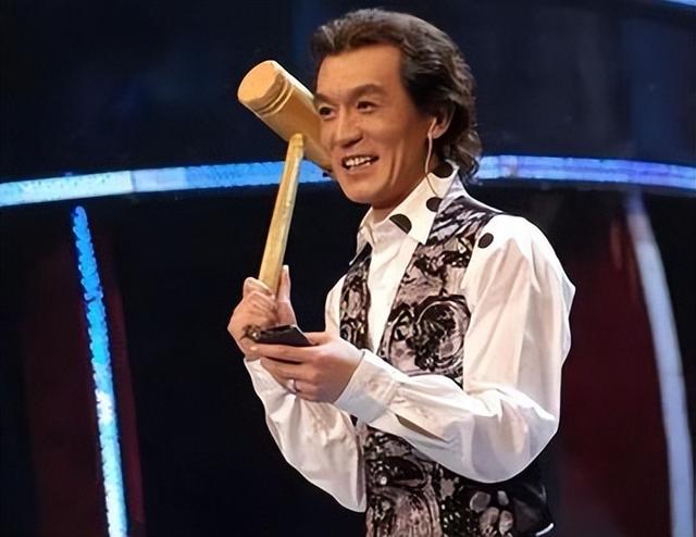 原来我们都错怪李咏了!7年前葬身美国后背负骂名,背后另有隐情