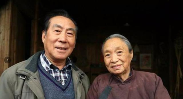 她是国家一级演员,因病去世千人含泪送别,23岁孙子更是国人骄