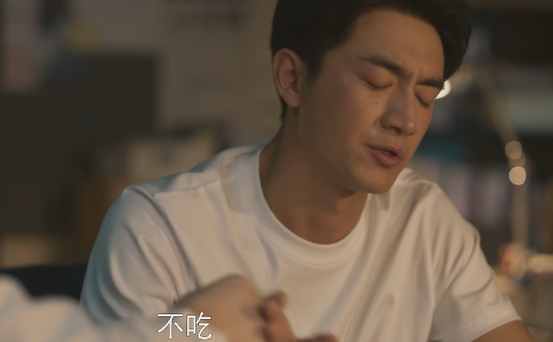 摇头晃脑，面目狰狞？36岁林更新一出手，带来“戏剧博士”教科书式演技