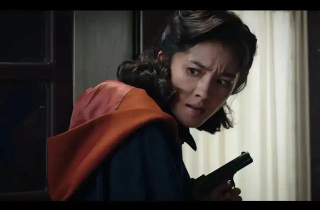 网友不再买账!杨幂秀身材没完没了,跟王鸥简直没法比吐槽声一片