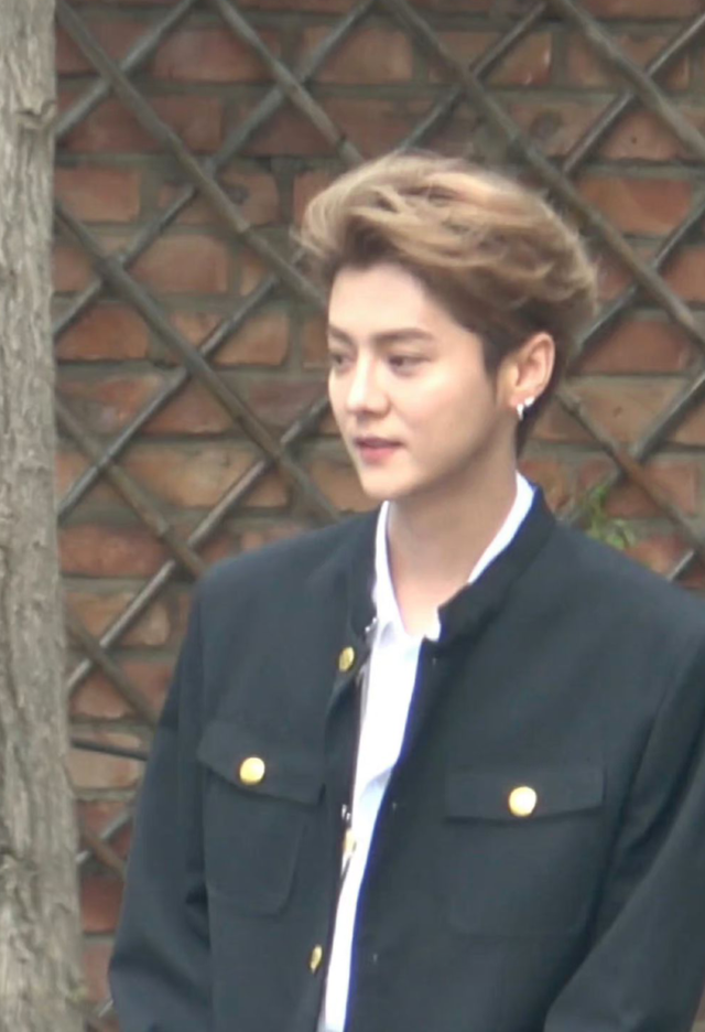 一觉醒来鹿晗重返20岁了？十年过去，这哥的杀伤力还是这么强