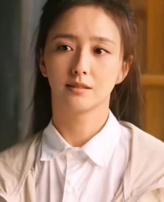 41岁佟丽娅素拍戏震惊内娱!原来张艺谋说的都是真的!