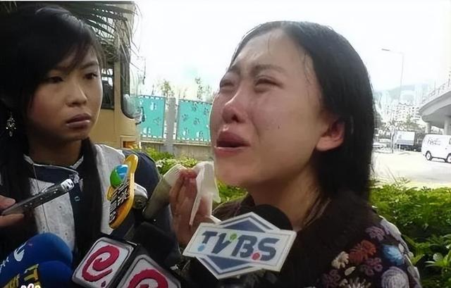 为了追星逼父割肾跳桥,卖掉家里唯一的房子,17年过去现状如何?