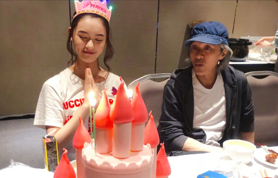 五一上映?周星驰拍了六年的《美人鱼2》,劣迹艺人拖累了星爷