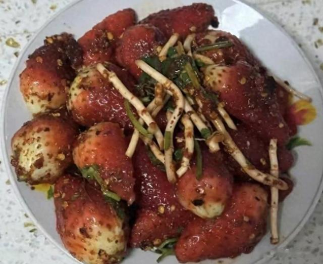 上海儿媳吐槽婆婆做的饭,网友正要开骂,看到饭菜:换我也不吃