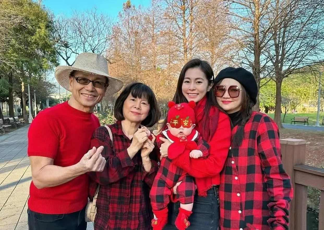 Selina产子7个月想要二胎,当妈后不想上班,谈及儿子满脸幸福