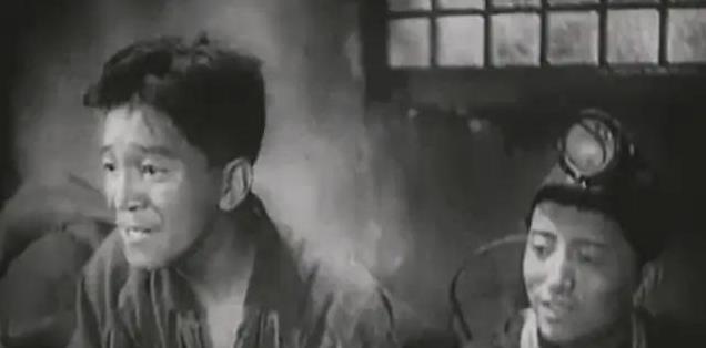 他演了40多年配角，观众见他就想笑，58岁才成婚，67岁就遗憾离世