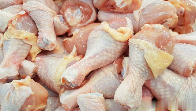 超市的“冷冻鸡腿”为何便宜,其中有什么猫腻?看后才知道!