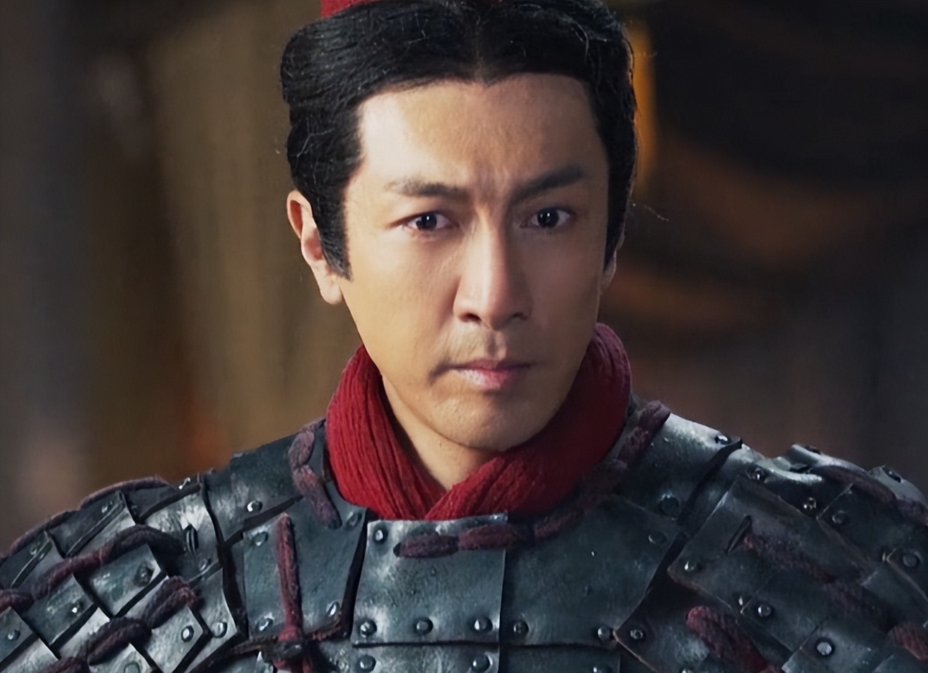 又来了！49岁钟汉良给32岁肖战演“爹”，这让扮嫩演员还咋玩