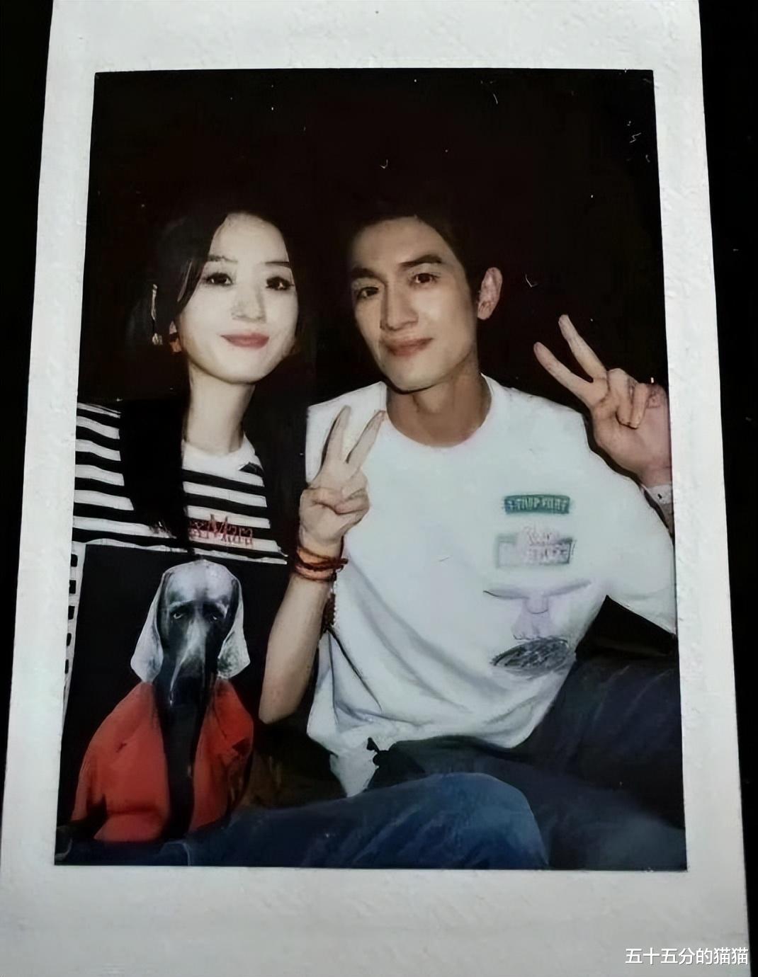 刘亦菲晒美照,林更新给自己做美甲,隔空表白赵丽颖?