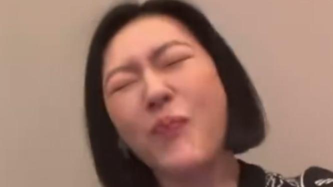 ?小S韩国吃部队锅，自称好吃到流泪，网友：隔壁有美军泔水