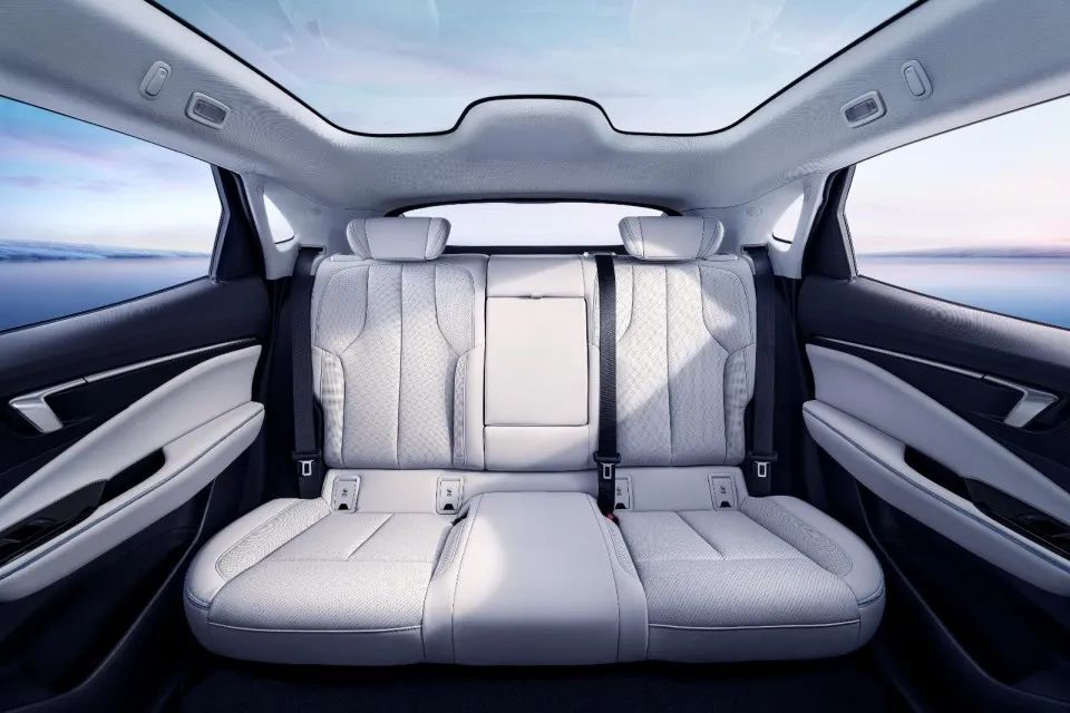 合资中大型SUV，轴距近3米，剑指特斯拉仅售12万多，还要啥比亚迪唐？