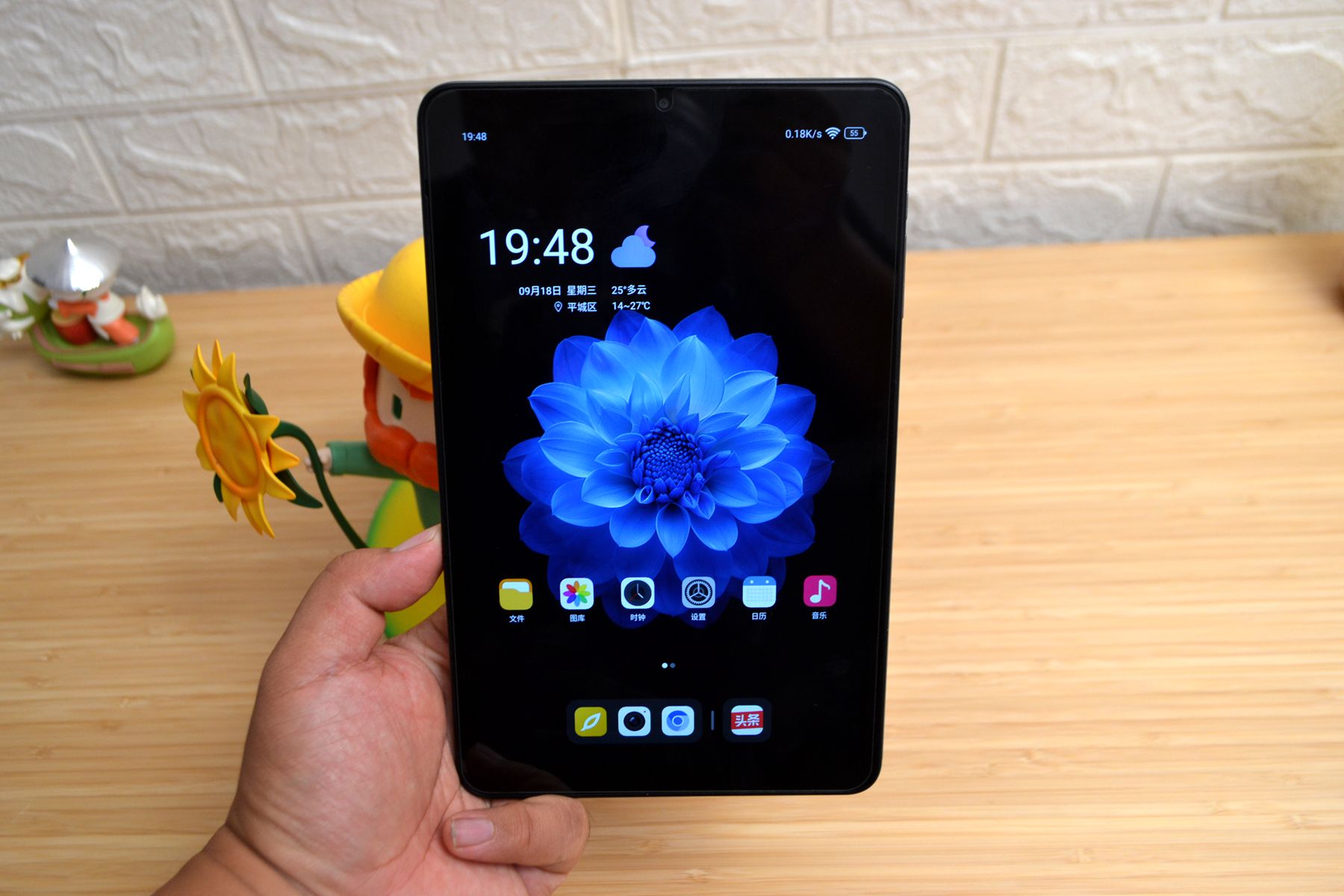 不吹，不偏不倚！聊聊8.4寸小平板的唯二选择，掌玩mini2的优缺点