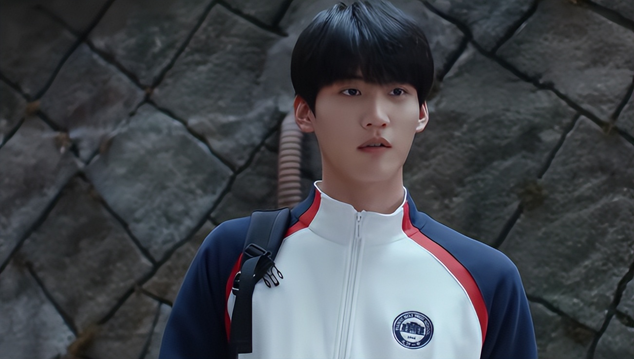 仅播一晚,评分高达9.4,终于有一部让我彻夜狂追的都市剧了