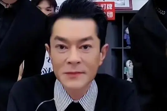 毁在医美的女星：彭丹像伏地魔，张檬“人身蛇脸”，王思懿认不出