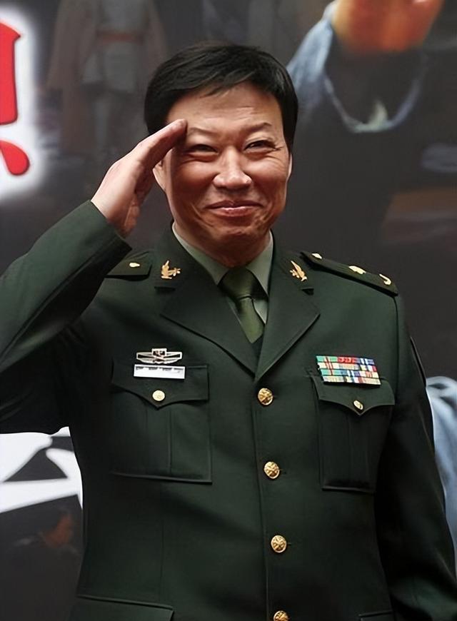 从春晚爆红到销声匿迹，靠着小品出名的魏积安，为何突然消失了？