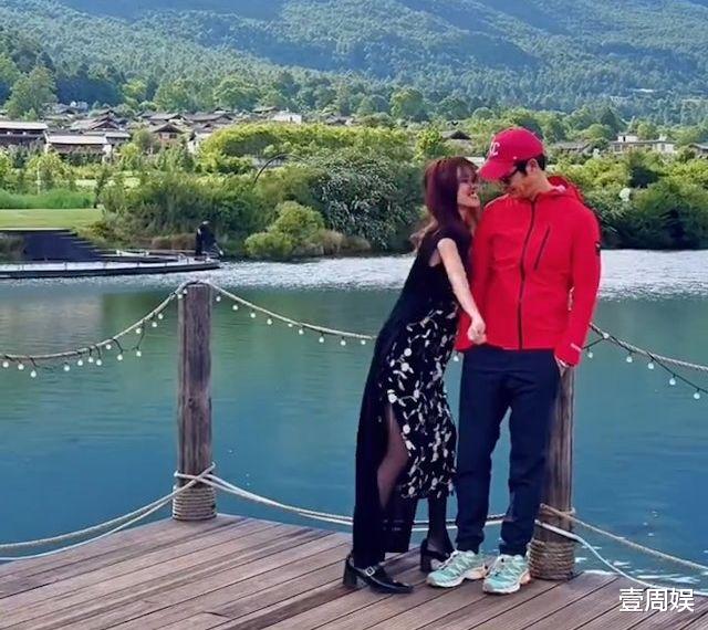 郑嘉颖为娇妻庆生,在丽江享受二人世界,陈凯琳被公主抱超幸福