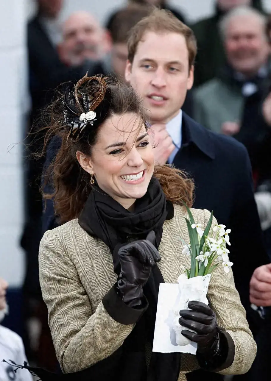 感人公开信!凯特王妃抗癌感言曝光,威廉王子深情回应惹泪目