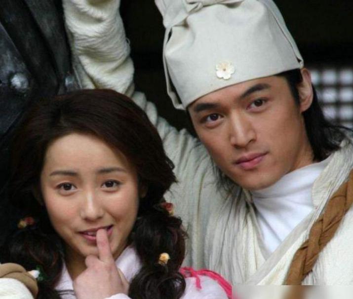 胡歌带她入行,唐嫣把她带火,人人都想娶她,现在40多岁美到犯规