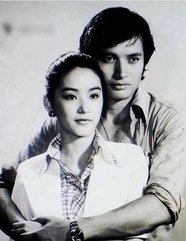 原来他已去世9年,靠《冬天里的一把火》爆红,6个子女无人送终