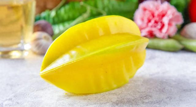 这种水果热量低、糖分低，很适合减肥吃！但4类人要注意…