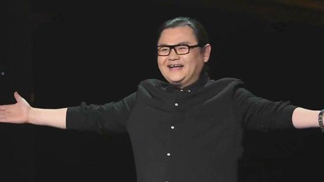 歌王刘欢近况堪忧:嗜酒如命,身患“不死癌症”,年仅60满头白发