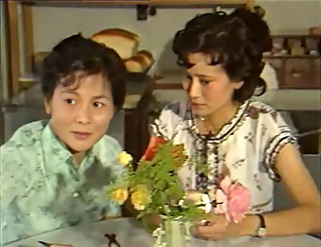 1981年电视剧《卖大饼的姑娘》的明星演员们