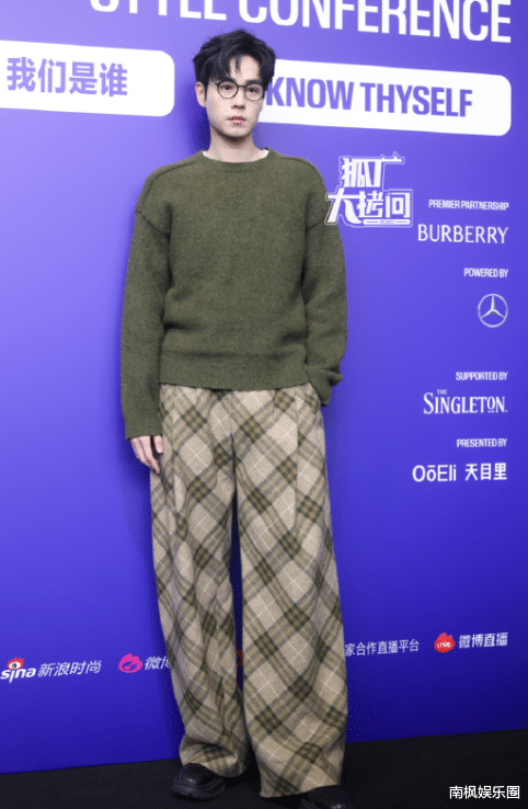 当38岁辛芷蕾跟44岁董洁站一起,我才彻底明白,什么叫顶级自律