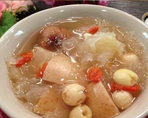 别忽视，这是喉咙在警报！肺出问题前，这3个状况就是先兆