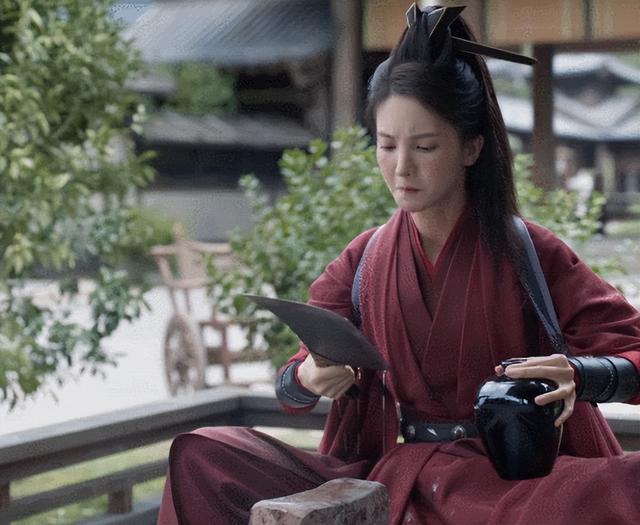 金晨的尴尬折射多少演员的无奈:时代抛弃你时,连招呼都不会打