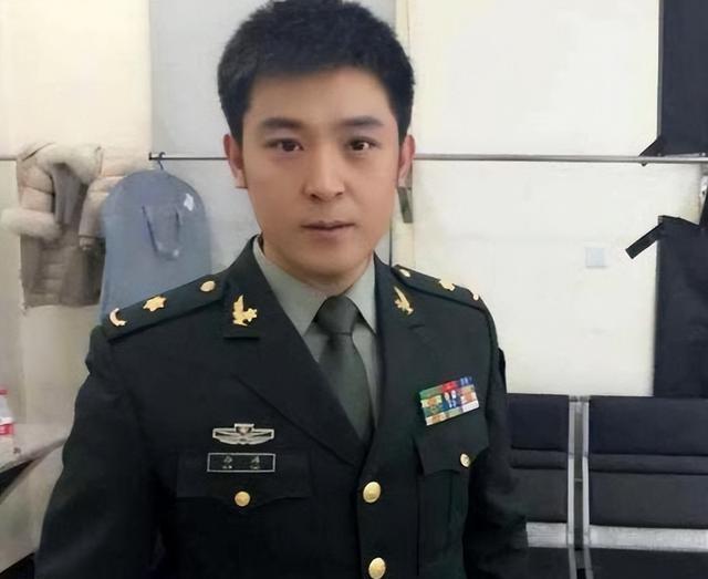 孙涛的小品那么差,为啥还能年年上春晚?看他老婆是谁就明白了