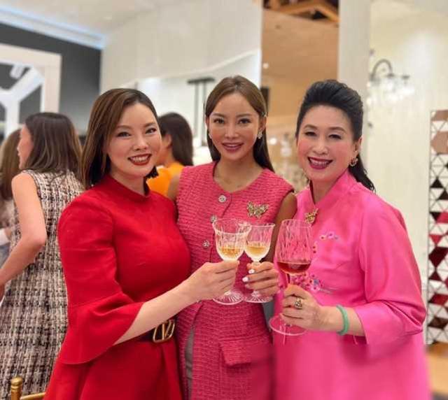 香港艺人魏骏杰前妻曝大瓜！整容到认不出，和大28岁富商传绯闻