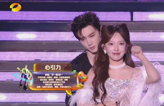 跑调，假唱，群魔乱舞，2025年的“跨年晚会”，简直让人一言难尽